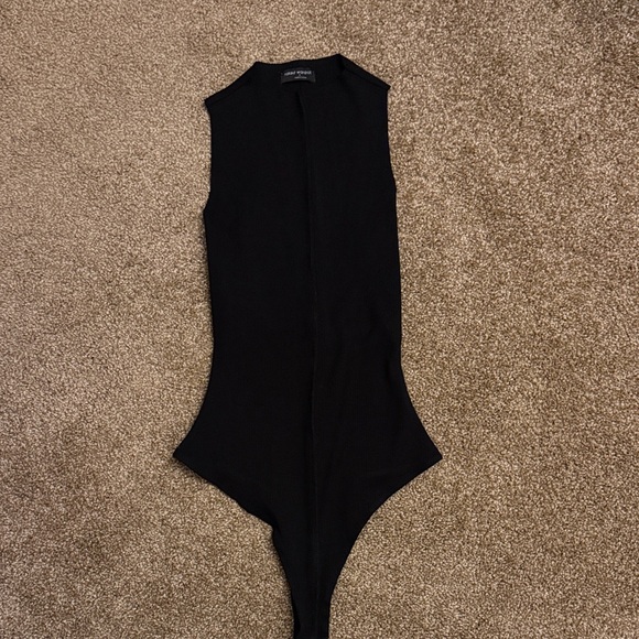 Naked Wardrobe Black Sleeveless Ribbed Bodysuit - Picture 2 of 5